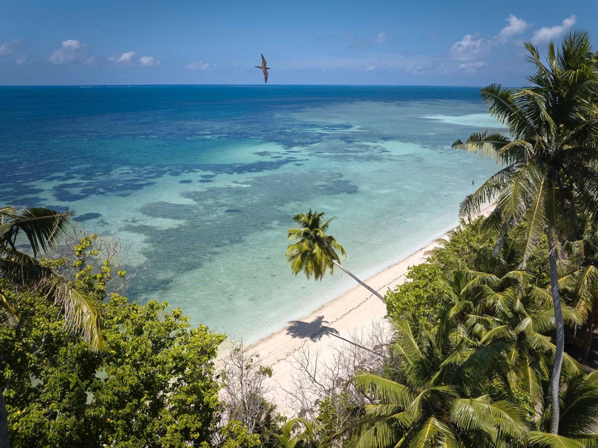 Waldorf Astoria Seychelles Platte Island Hotel Exterior photo